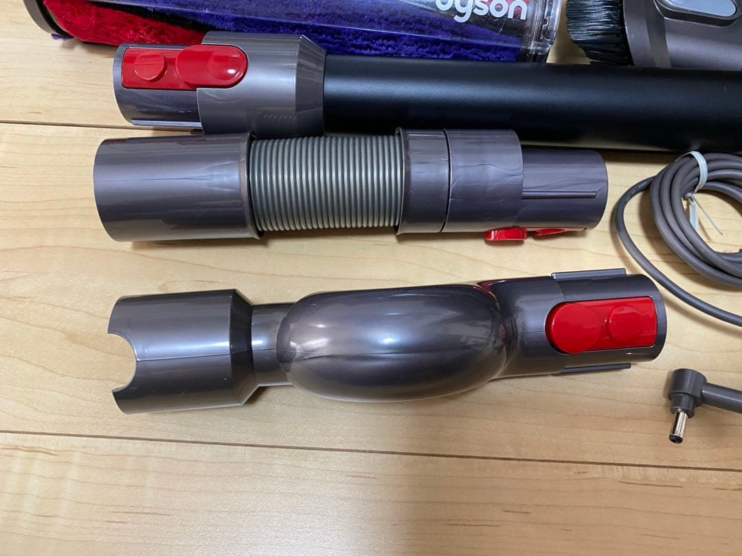 Dyson ダイソン cyclone v10 コードレス掃除機　【匿名発送】