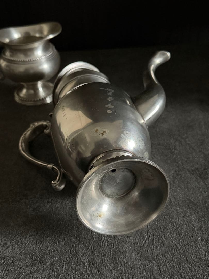 アンティーク　ポット&クリーマーセット　ピューター