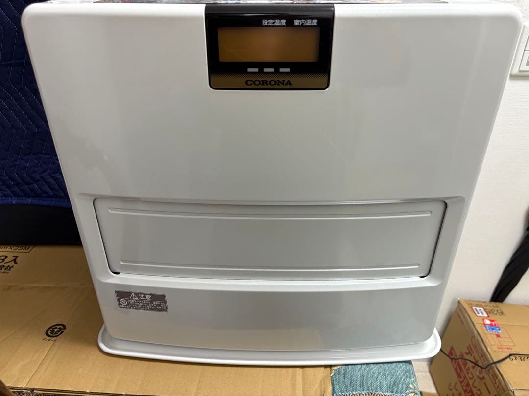 CORONAコロナ　FH-VX4618BY-W 石油ファンヒーター