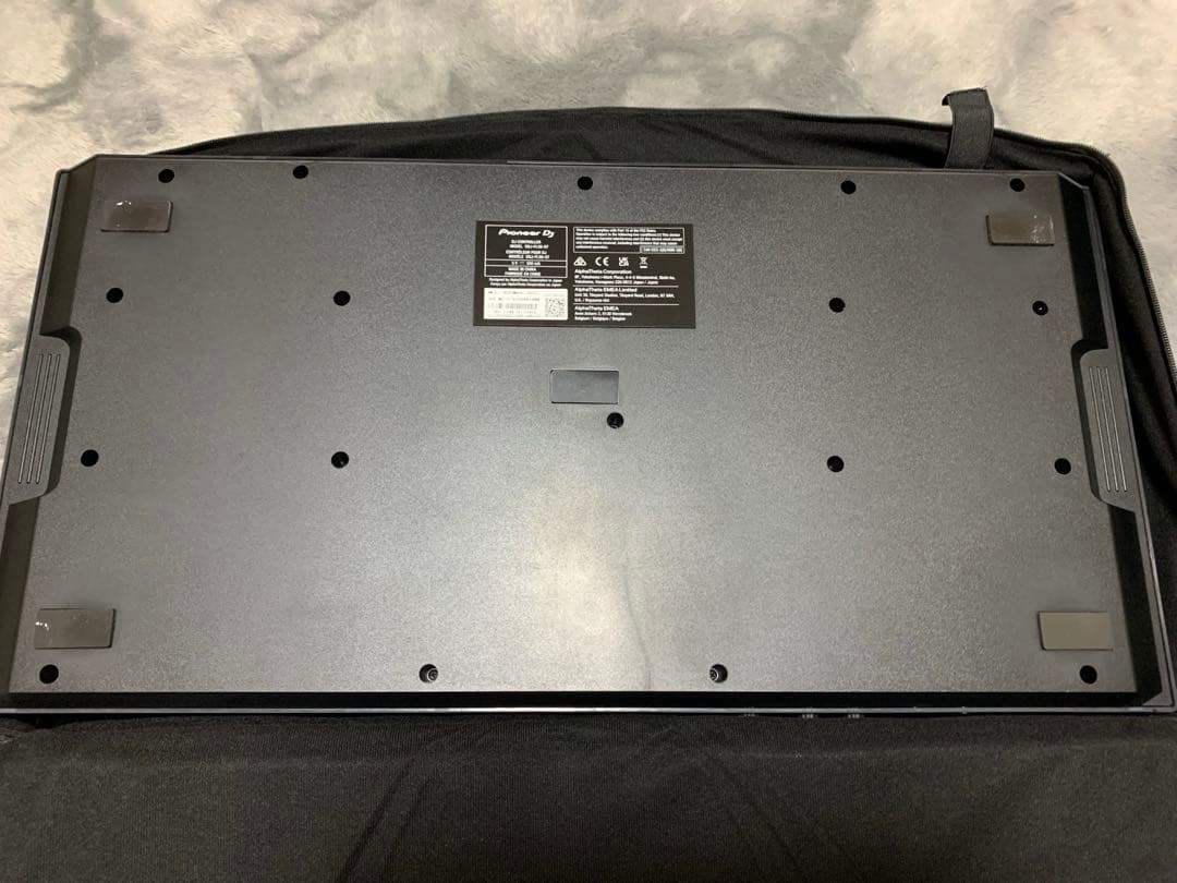 DDJ-FLX6 GT 本体＋専用バッグ＋ケーブル　セット売り