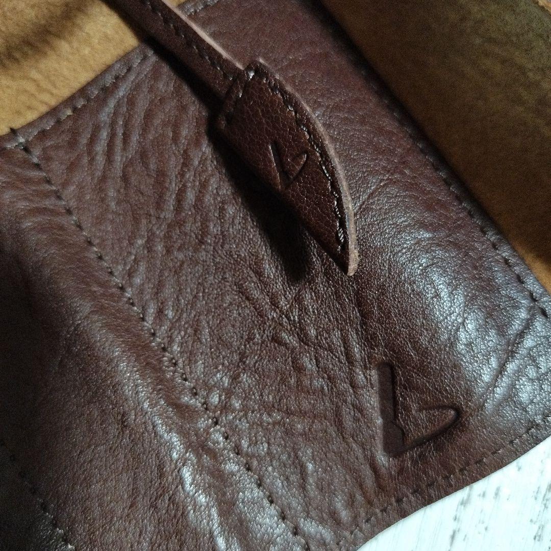 土屋鞄製造所　トーンオイルヌメロールペンケース　¥15400