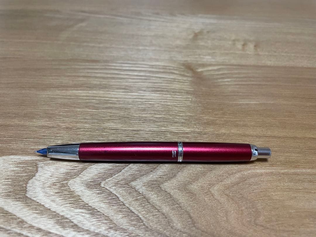 パイロット 万年筆 キャップレス デシモ　レッド