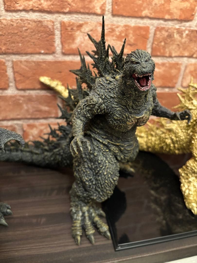 一番くじ ゴジラ-1.0、ゴールドカラーver。ゴジラエヴォルヴver.