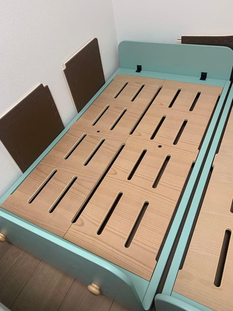 美品　HOPPL ホップル 子ども用ベッド ミントグリーン