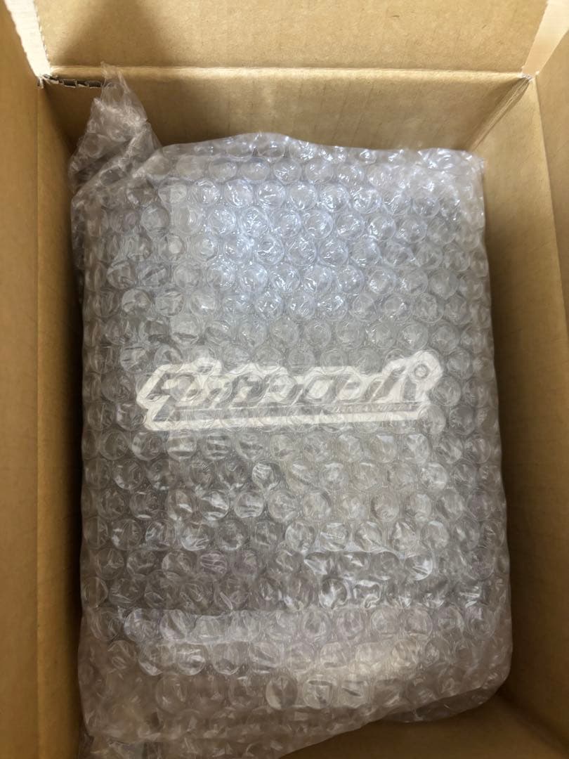 ダンガンロンパシリーズ　ハート型アクリルバッジBOX　Vol.3（17種入り）