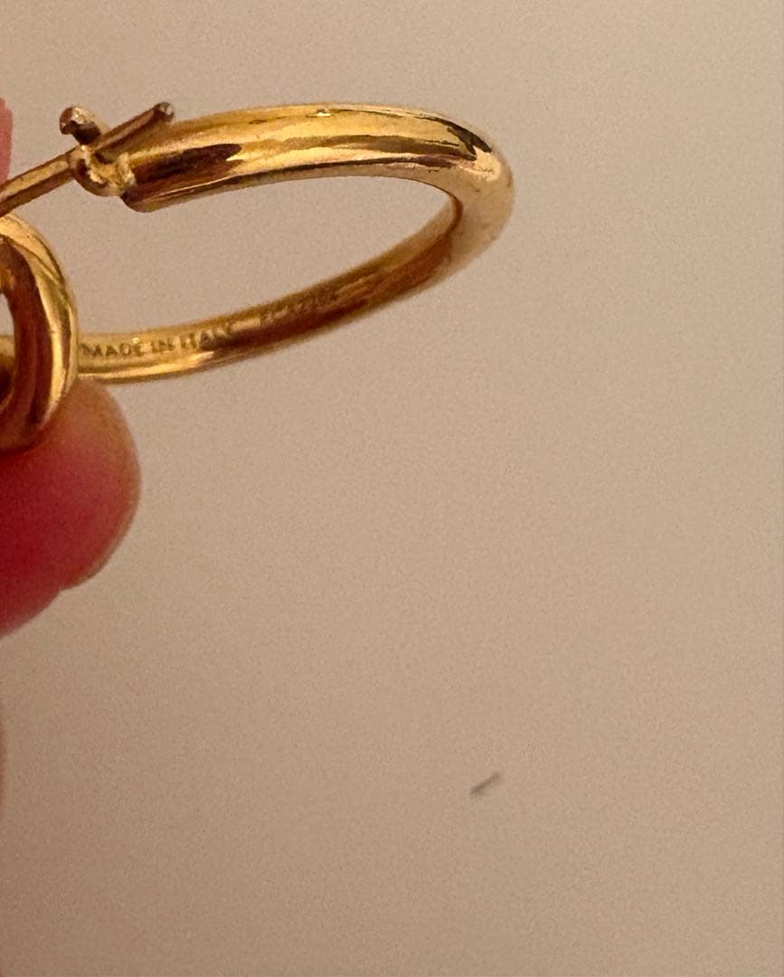 セリーヌノットスモールピアス