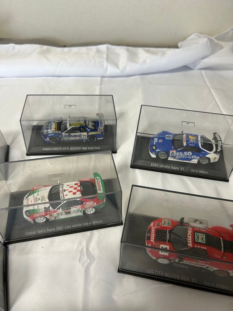 ミニカー 13台セット クリアケース付き