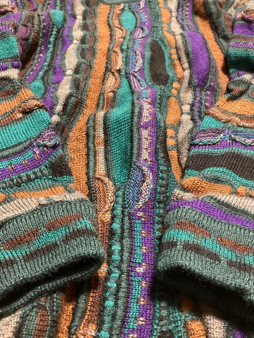 即完売 coogi クージー 3Dニット マルチカラー 総柄　ボタン取れ