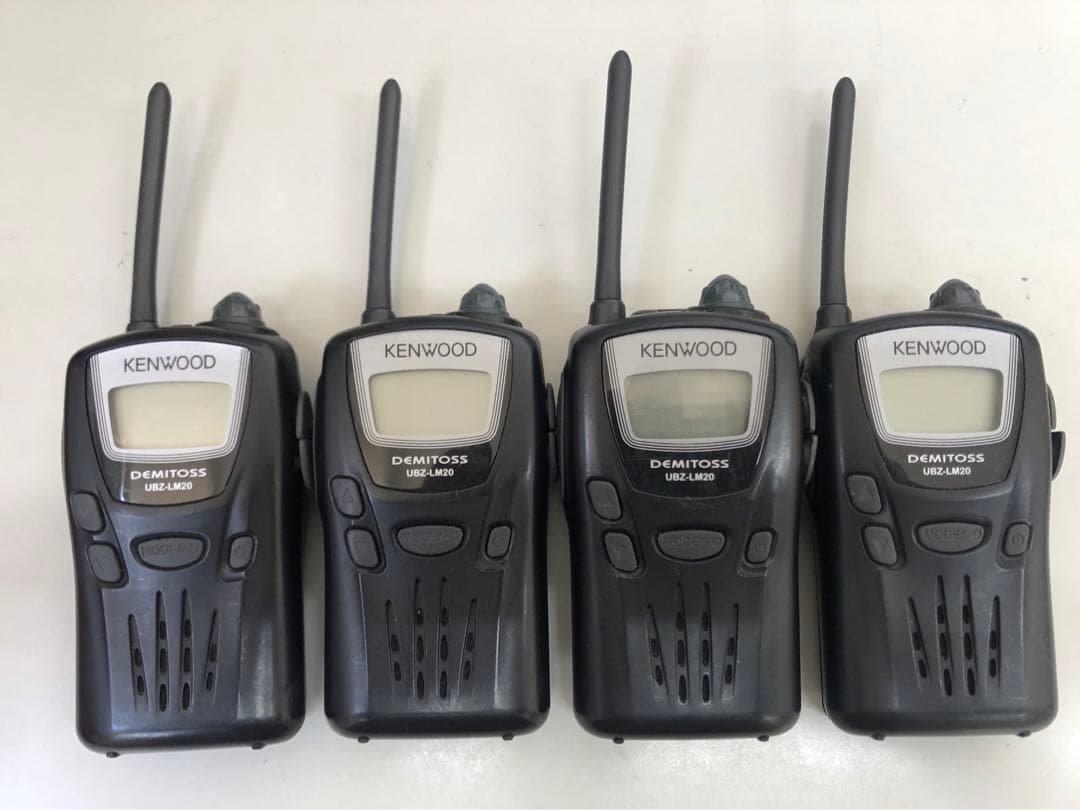 KENWOOD UBZ-LM20 トランシーバー 4台セット　イヤホン付き