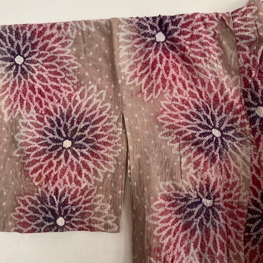 極上の着心地【有松鳴海絞り】浴衣　大輪菊　グレージュに臙脂　大人の夏着物