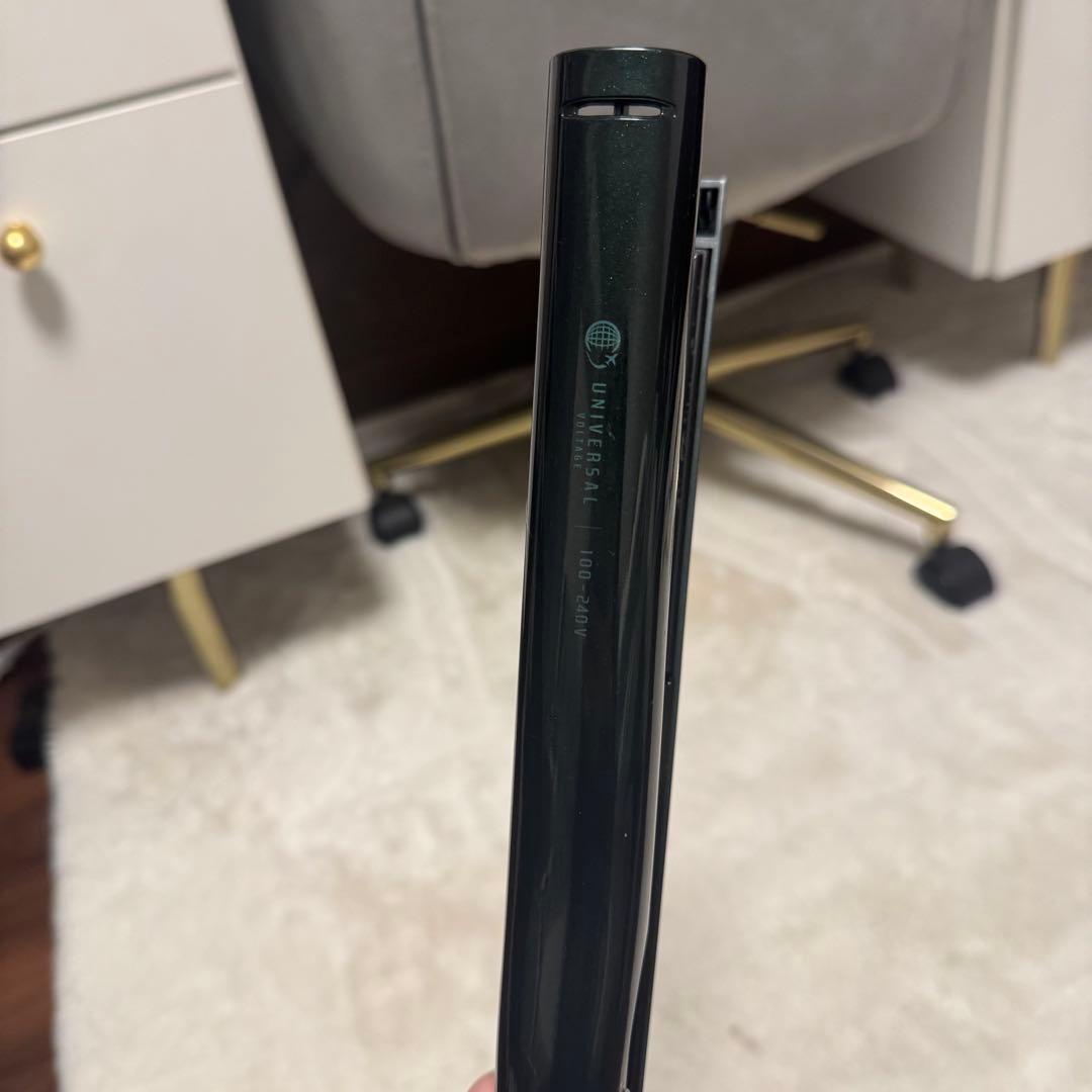 ヘアビューロン　7D plus ストレートヘアアイロン