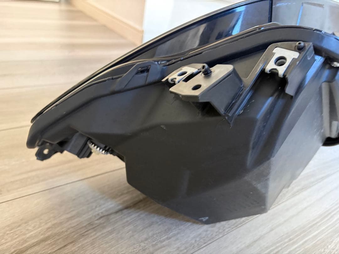 GR86 右　ヘッドライト　3BA-ZN8 美品