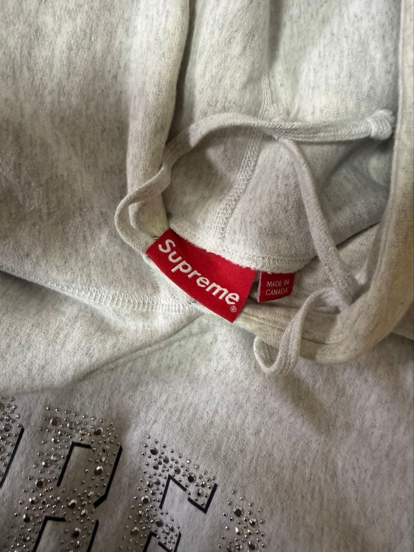 シュプリーム　Supreme メンズ パーカー アッシュグレー