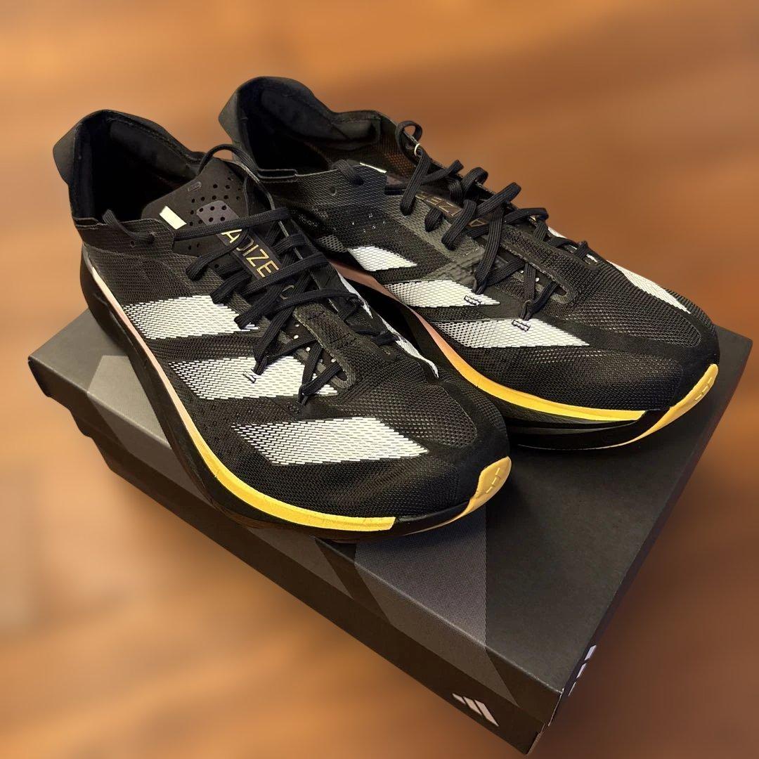 アディゼロアディオスプロ3