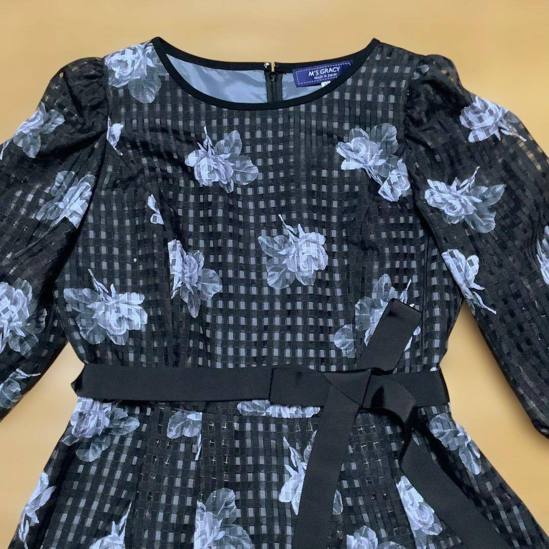 【新品】M'S GRACY 花柄ワンピース42。黒。