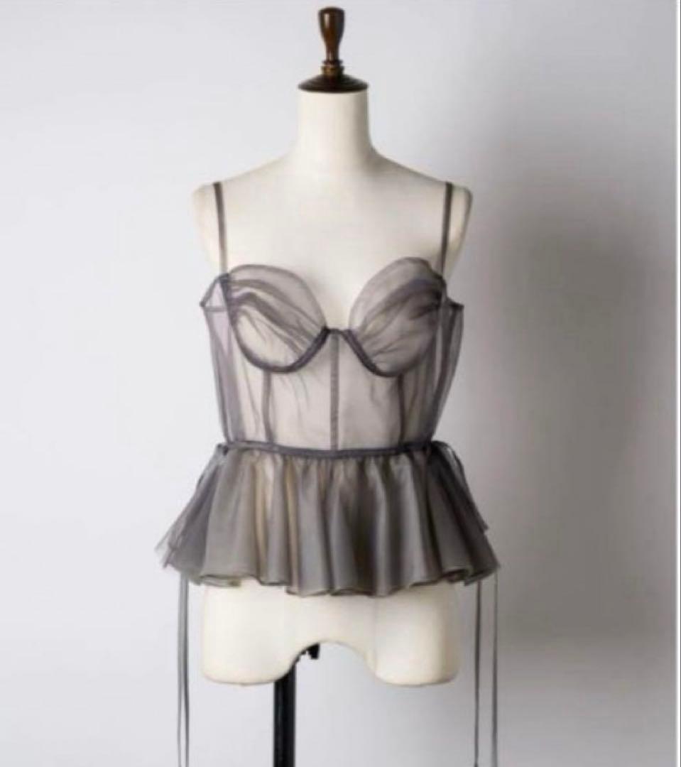 LA BELLE ETUDE ペプラムチュールビスチェ