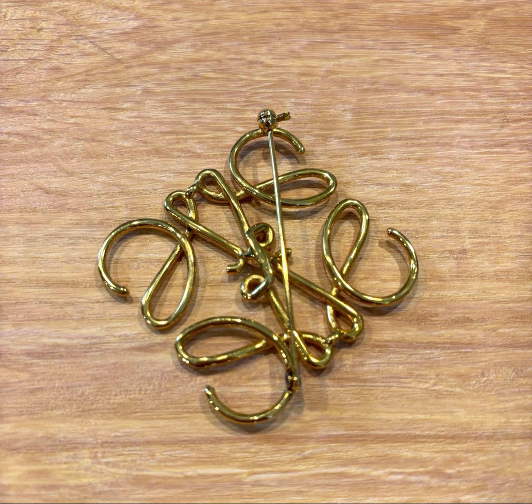 み*や様 LOEWE ゴールド ブローチ 保存袋・箱付き