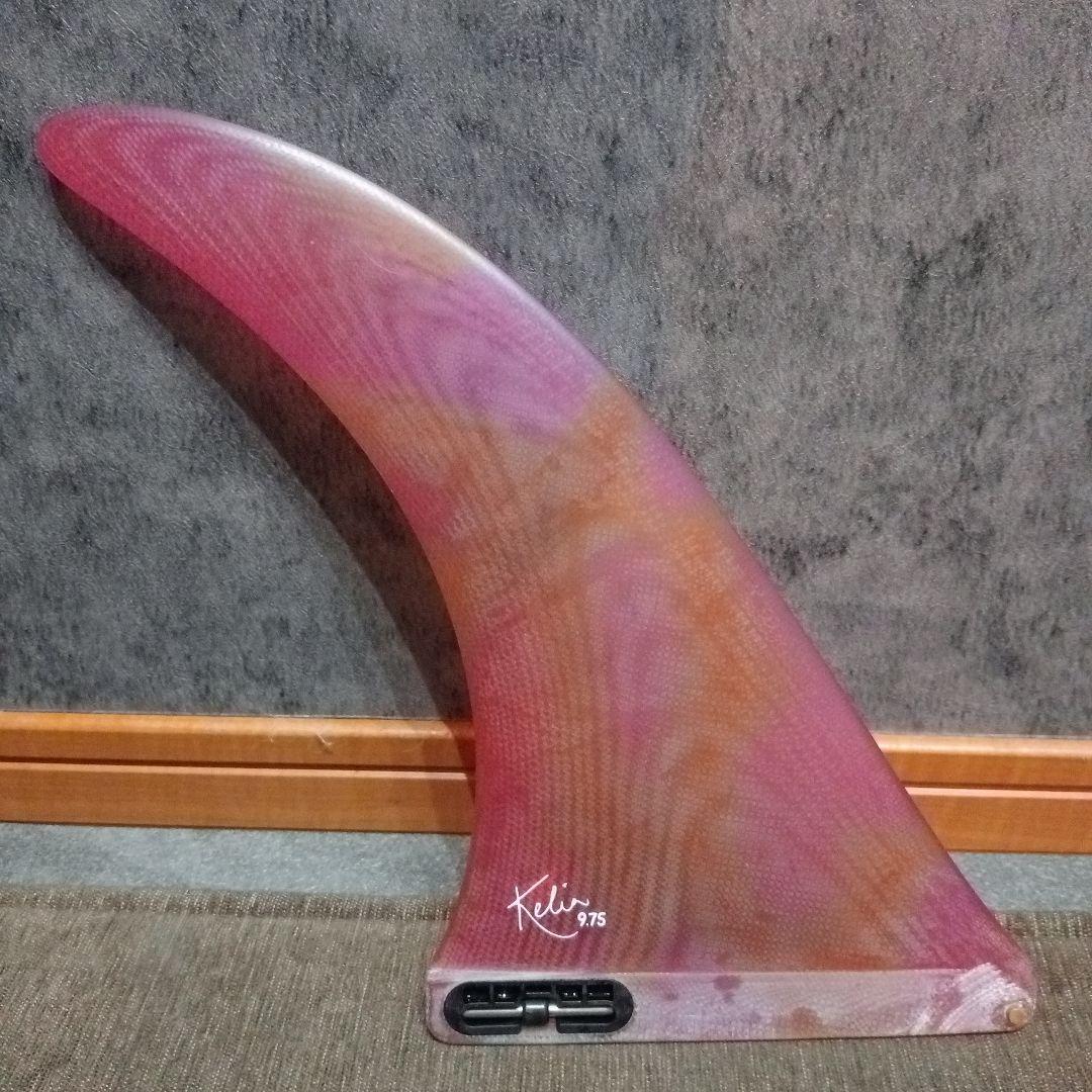 シングルフィン　 Kelia Moniz 9.75