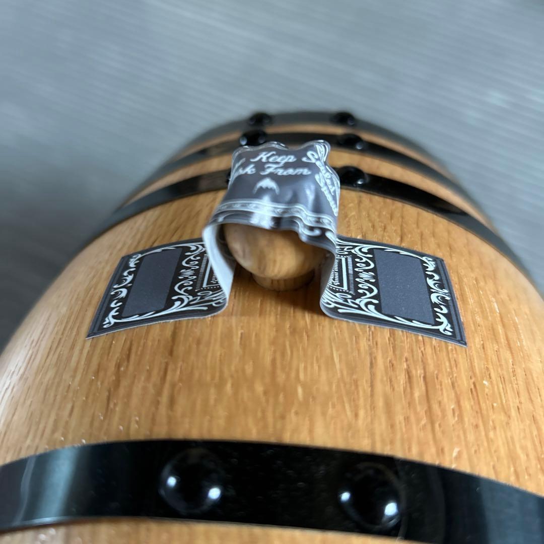 【レア 非売品 新品未使用】 BURTON サーバー 樽 スノボ OLD 初期