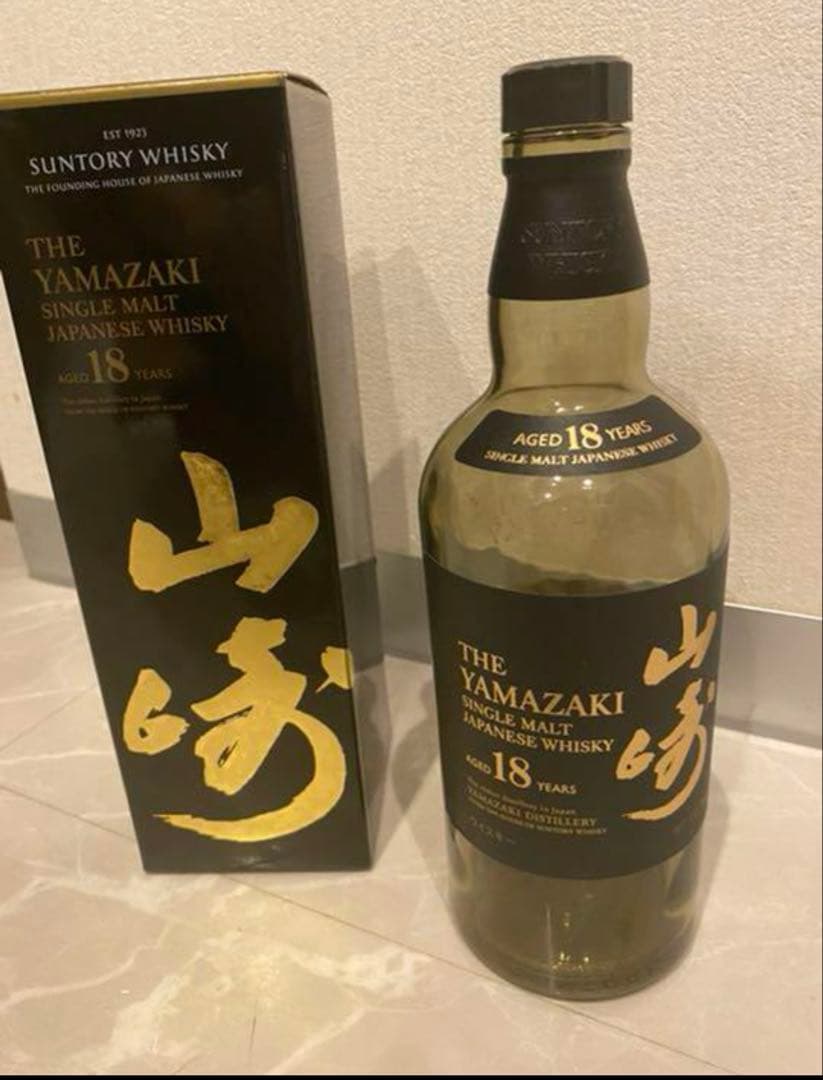 山崎 18年 ウイスキー 700ml カラボトル、 箱あり、未洗浄