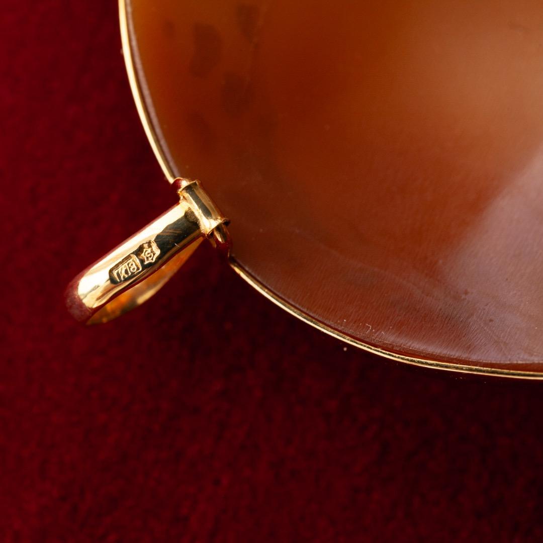 シェルカメオ　愛と美の女神アフロディーテ　k18　ブローチ　ペンダント