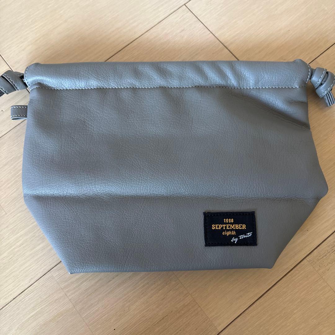 九月八日　ドローストリング　グレー