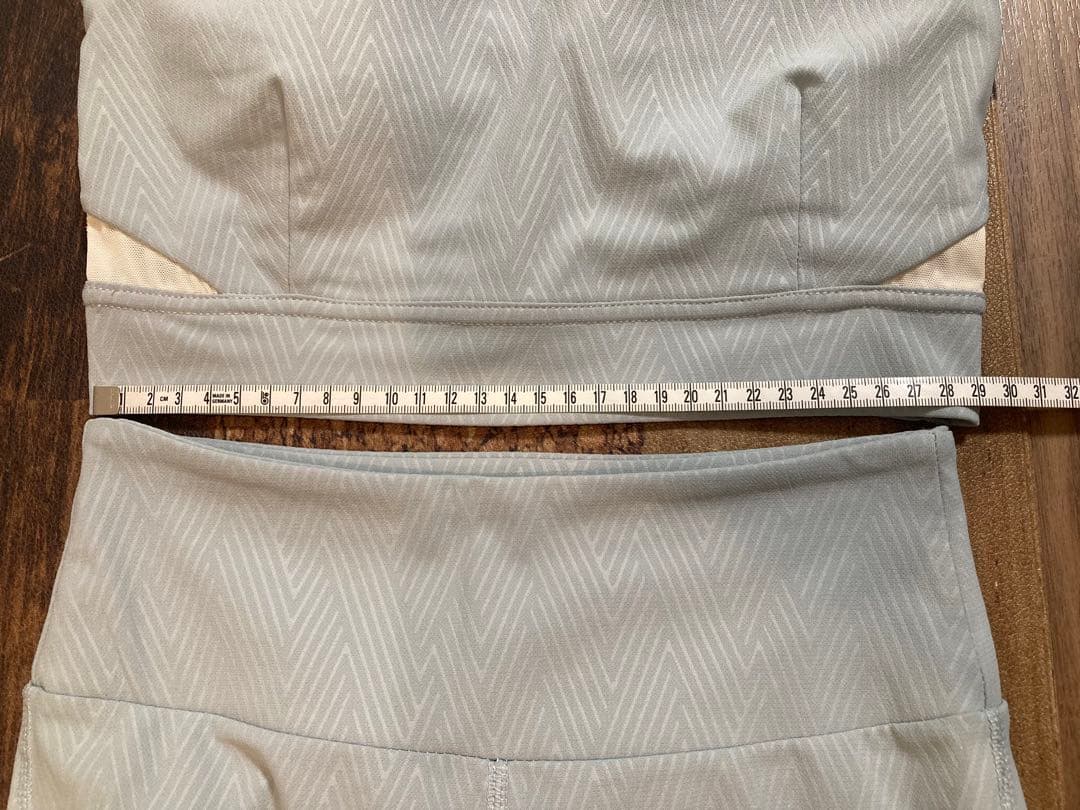 極美　emmi yoga エミヨガ　ヨガウェア　シンプル　速乾機能　S