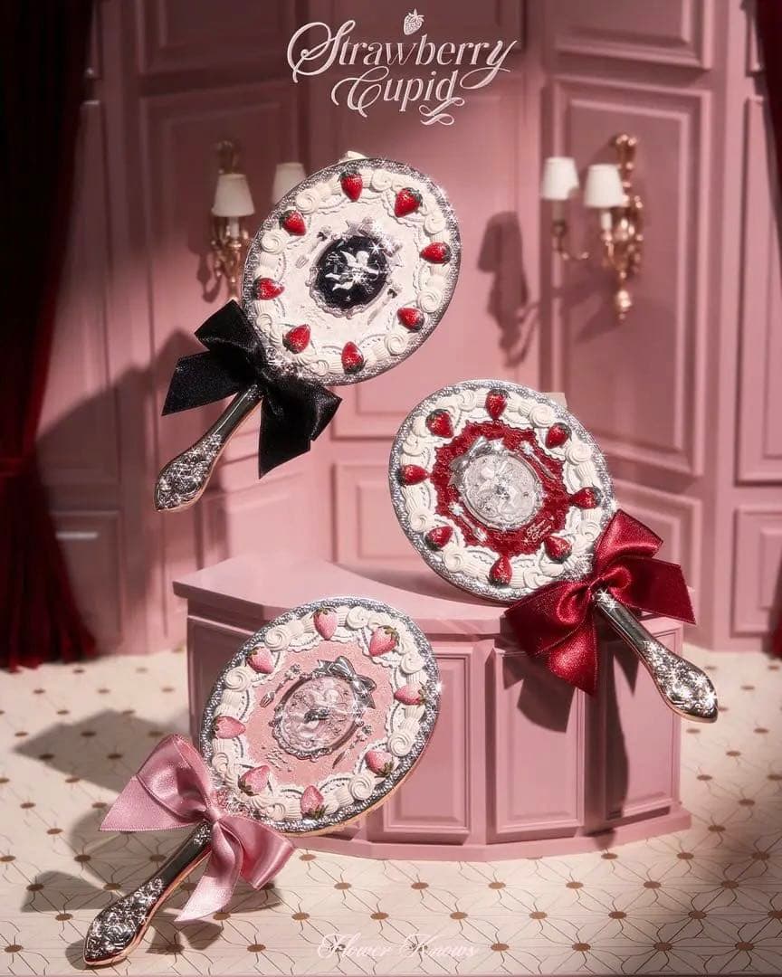 【5点セット】フラワーノーズ　ストロベリーキューピッドハンドミラー＆ヘアクリップ