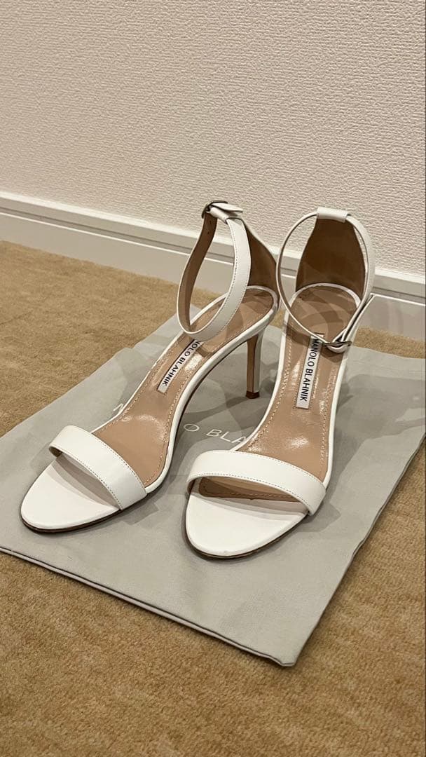 MANOLO BLAHNIK レザーサンダル　39