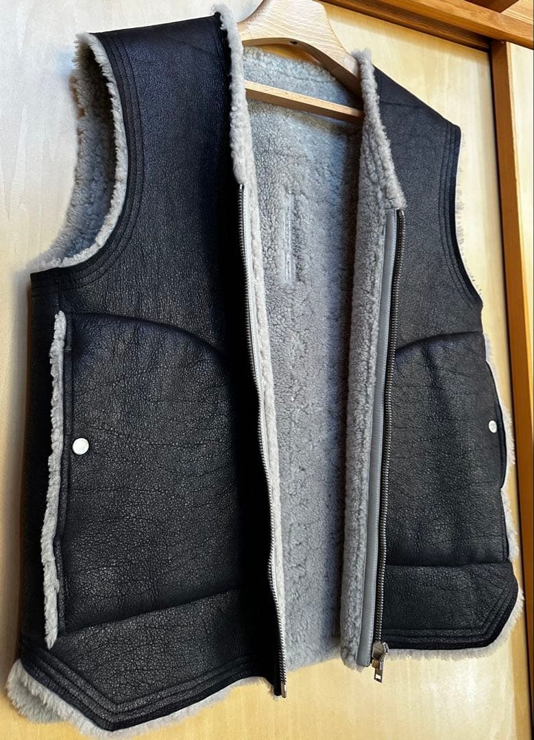 リックオウエンス　メンズレザー&ラムファーベストMサイズ