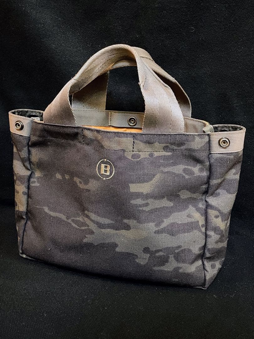 【美品】ブリーフィング★カートバッグ★マルチカモブラック★ゴルフバッグ★