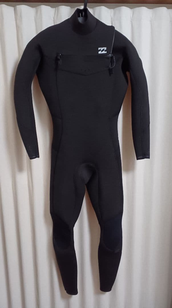 BILLABONG　ビラボン　セミドライ ウェットスーツ　4×3mm　US S
