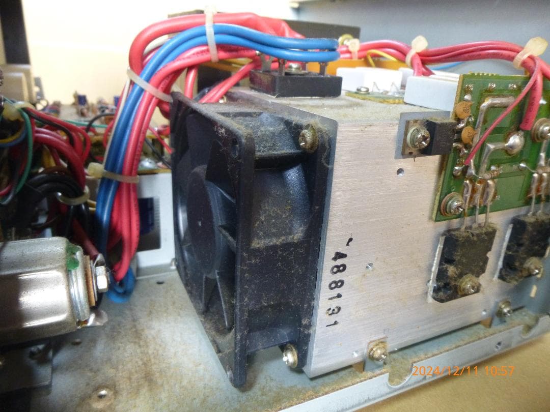 DIAMOND　34A　大型トランス式安定化電源　美品