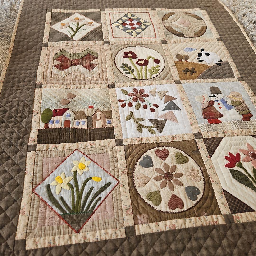 ✨マンスリーキルト✨パッチワークタペストリー