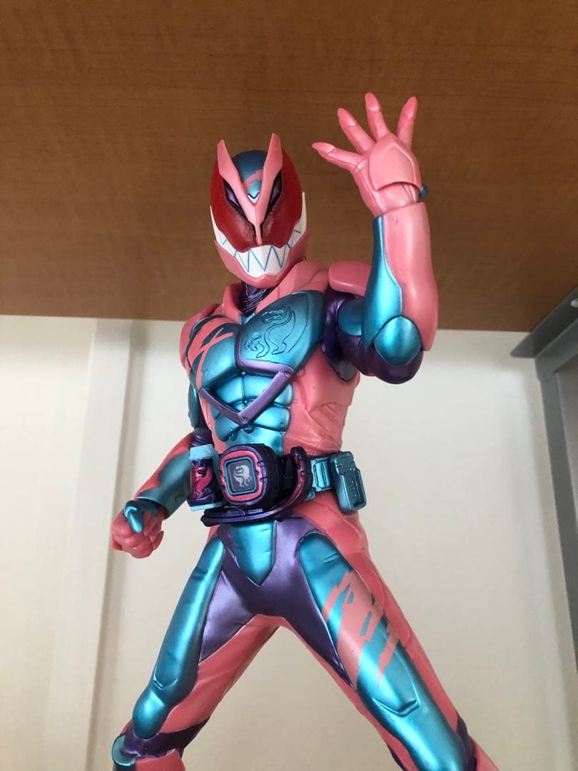 仮面ライダー　リバイス　ビッグフィギュア　約30センチ