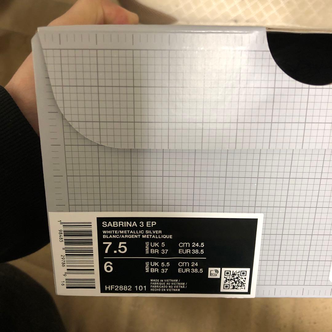 シューズ(女性用) Nike Sabrina 3 wmns 24,5cm