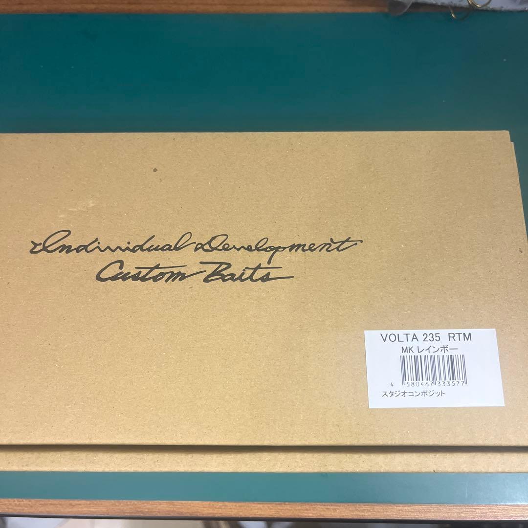 【未使用】スタジオコンポジット VOLTA ボルタ 235 レインボー