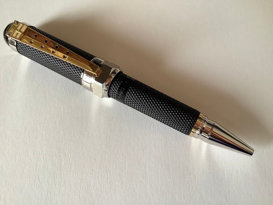 モンブラン　エルビス・プレスリー　グレートキャラクターズ　極上　ボールペン