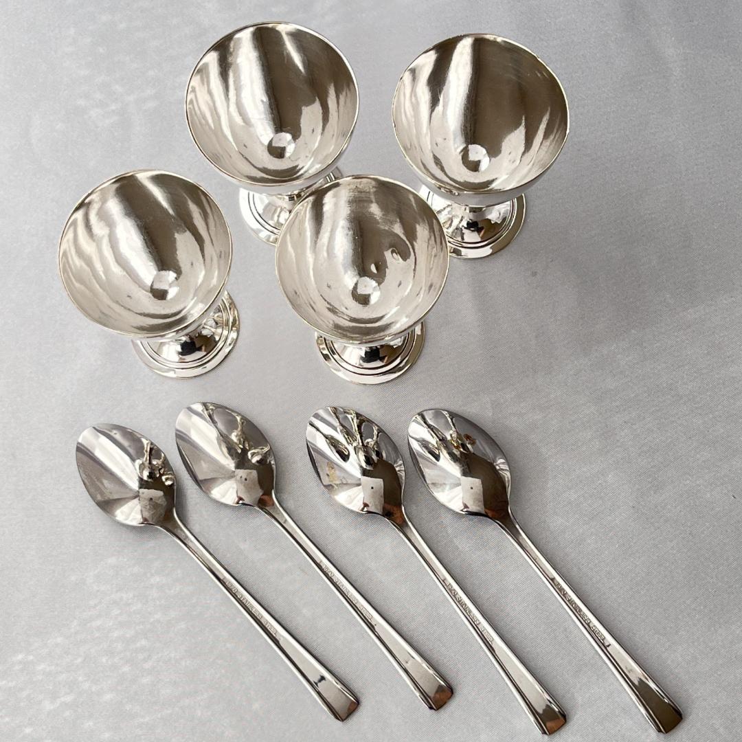 【William Huttonn】アールデコ エッグクルーエ エッグカップ