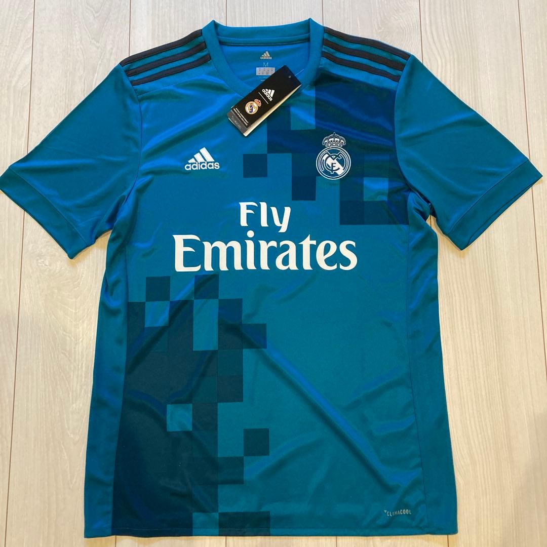 セルヒオラモスネーム入り　17/18 レアル・マドリードサードユニフォーム