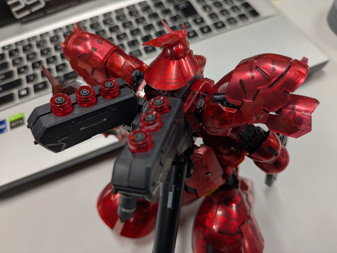 RG サザビー　塗装品　メカニカルコアメッキ風