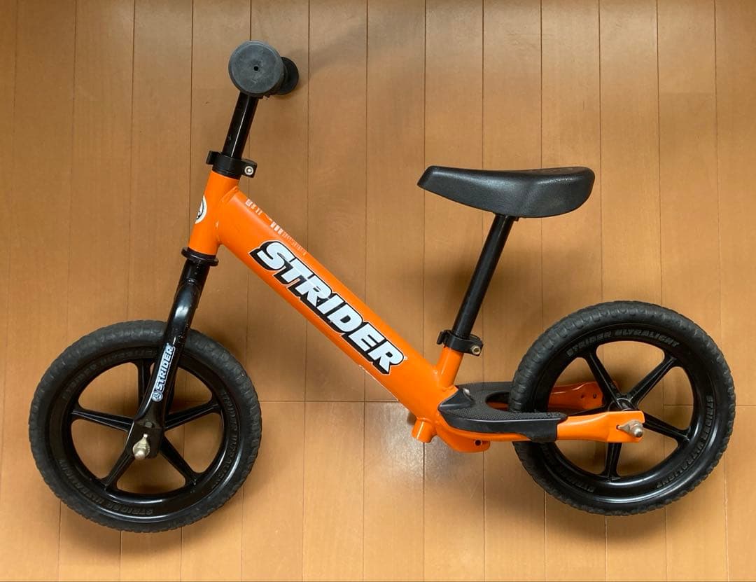 STRIDER ストライダー スポーツモデル 12インチ 日本正規品 オレンジ