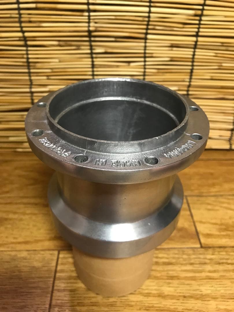 LECARRAステアリングボス　アメ車