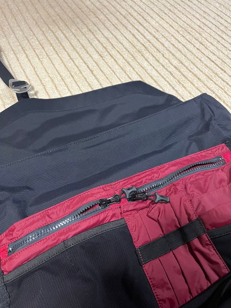 KLÄTTERMUSEN クレッタルムーセン　メッセンジャーバック