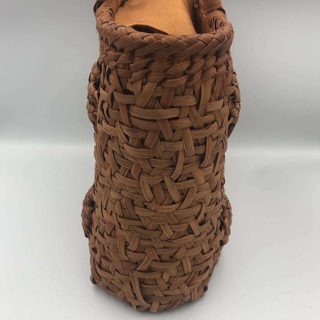 山葡萄バッグ　乱れ編み　花編み　内布付　新品　山ぶどう　籠バッグ　ハンドバッグ