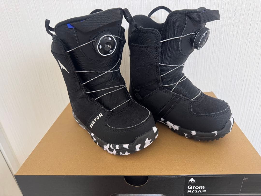 Burton Grom BOA 子供用スノーボードブーツ 19.5