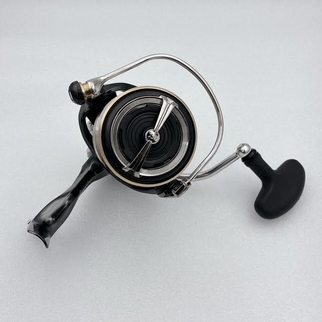 概ね美品✨DAIWA ルビアス LUVIAS LT4000-C スピニングリール