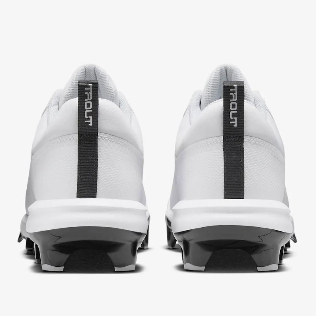 ナイキ フォース トラウト プロ 26 野球 スパイク 靴 シューズ 白 銀