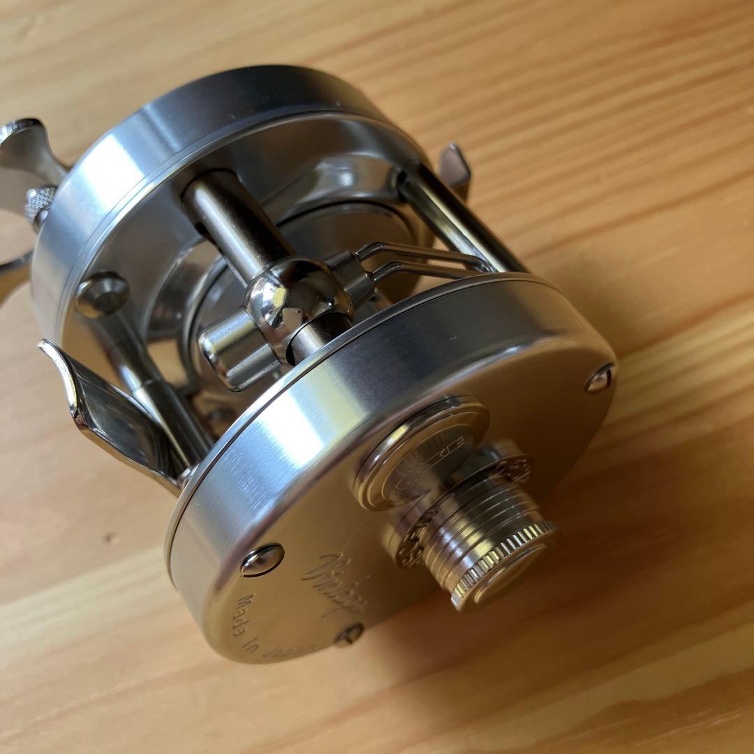 五十鈴工業　BC620SSS SILVER