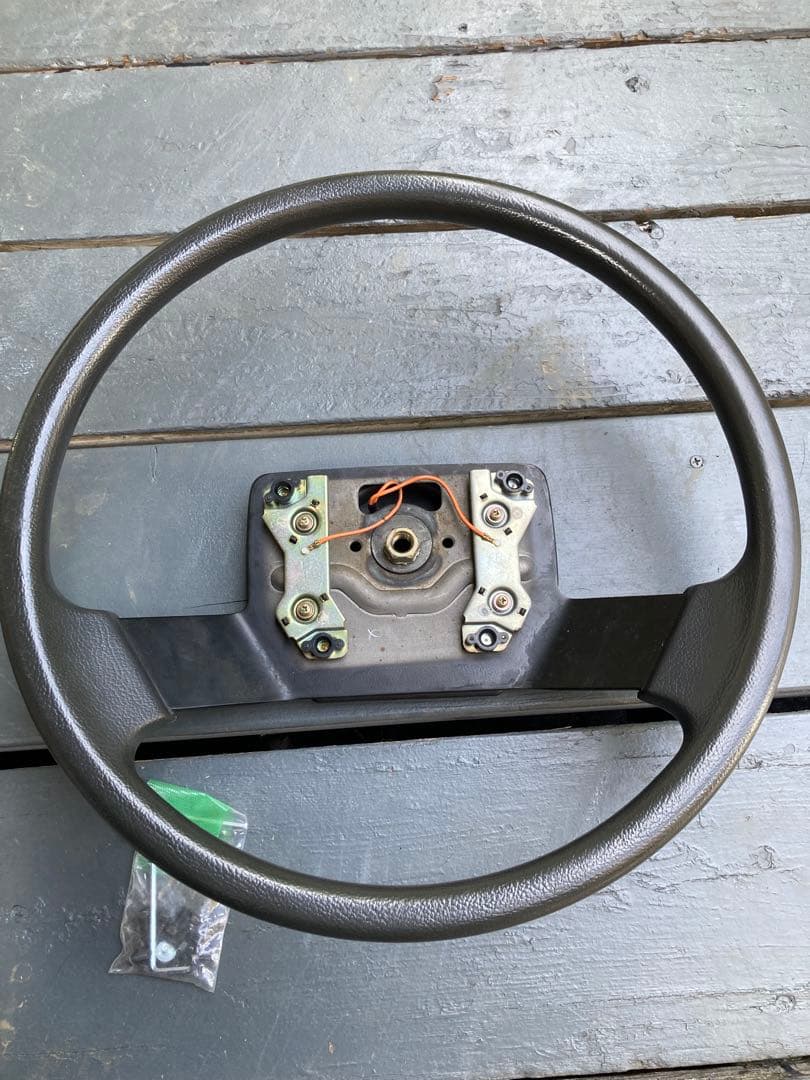 ランドクルーザー 60 純正ハンドル　エアバック無 　グレー　美品　当時物